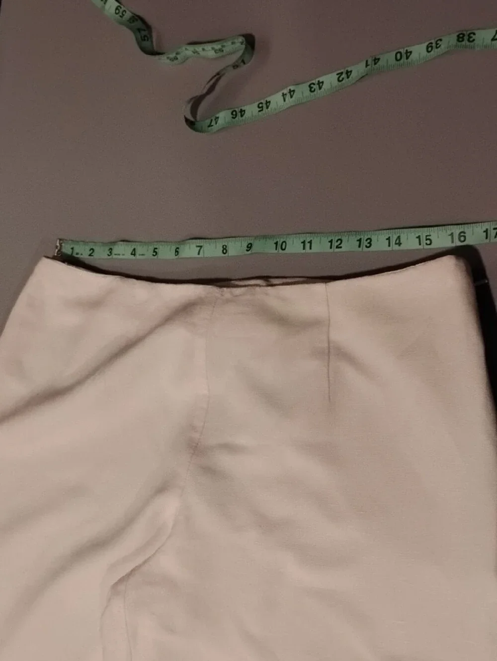 Liz Claiborne Cream Linen Women's Shorts